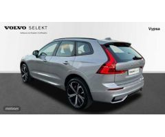 Volvo XC 60 XC60 Plus, B4 (diesel), Diesel, Dark de 2022 con 14.676 Km por 57.900 EUR. en Malaga