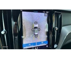 Volvo XC 60 XC60 Plus, B4 (diesel), Diesel, Dark de 2022 con 14.676 Km por 57.900 EUR. en Malaga