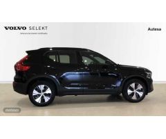 Volvo XC40 Recharge Plus, T4 plug-in hybrid, Electrico/Gasolina, Dark de 2023 con 7 Km por 47.500 EU