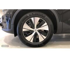 Volvo XC40 Recharge Plus, T4 plug-in hybrid, Electrico/Gasolina, Dark de 2023 con 7 Km por 47.500 EU