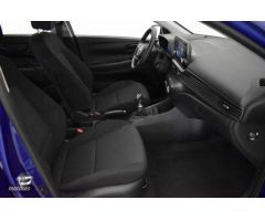 Hyundai i20 1.0 TGDI Klass 100 de 2023 con 6.509 Km por 17.500 EUR. en Alicante
