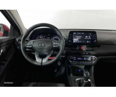 Hyundai i30 1.5 DPI Klass SLX 110 de 2023 con 3.161 Km por 20.090 EUR. en Islas Baleares