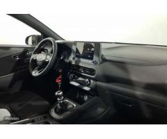 Hyundai Kona 1.0 TGDI Nline 30 Aniversario 4x2 de 2023 con 600 Km por 23.250 EUR. en Islas Baleares