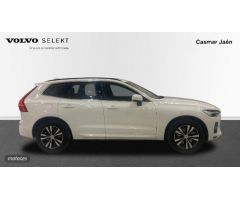 Volvo XC 60 XC60 Momentum Pro, B4 mild hybrid (diesel) de 2022 con 30.055 Km por 49.900 EUR. en Jaen