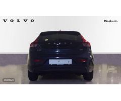 Volvo V 40 D2 Momentum Manual de 2013 con 157.200 Km por 9.800 EUR. en Barcelona