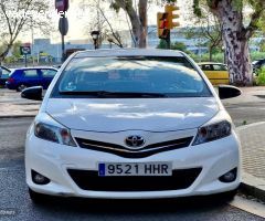 Toyota Yaris 1.4 D4D 90 de 2012 con 130.000 Km por 7.499 EUR. en Barcelona