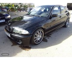 BMW Serie 3 318 i 118 CV. de 1998 con 292.000 Km por 2.500 EUR. en Murcia