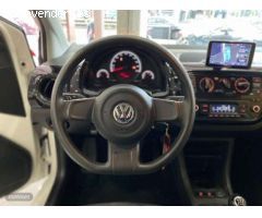Volkswagen Up 1.0 Street 75 de 2016 con 69.999 Km por 8.900 EUR. en Barcelona