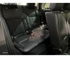 Land Rover Discovery LAND-ROVER  2.0SD4 HSE Aut. 240 CV de 2019 con 73.400 Km por 42.900 EUR. en Cor
