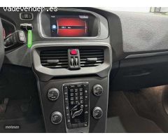 Volvo V 40 V40 T2 Momentum Manual de 2019 con 86.961 Km por 19.800 EUR. en Badajoz