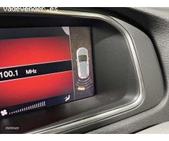 Volvo V 40 V40 T2 Momentum Manual de 2019 con 86.961 Km por 19.800 EUR. en Badajoz