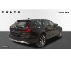 Volvo V 90 V90 Cross Country Core, B4 (diesel) AWD, Diesel de 2022 con 19.529 Km por 59.900 EUR. en