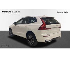 Volvo XC 60 XC60 Plus, B4 (diesel), Diesel, Dark de 2023 con 5 Km por 54.500 EUR. en Jaen