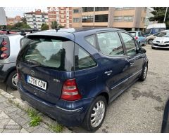 Mercedes Clase A A 170 de 2003 con 176.000 Km por 4.300 EUR. en Pontevedra