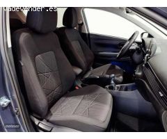 Hyundai Bayon 1.2 MPI Maxx de 2023 con 10.228 Km por 17.990 EUR. en Alicante