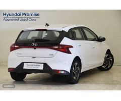 Hyundai i20 1.0 TGDI Klass 100 de 2023 con 14.598 Km por 18.880 EUR. en Islas Baleares