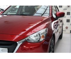Mazda Mazda2 MAZDA 2 1.5 BLACK TECH EDITION 5P de 2019 con 40.459 Km por 14.900 EUR. en Pontevedra