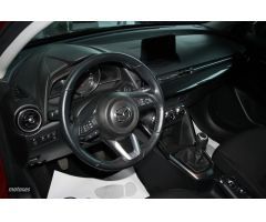Mazda Mazda2 MAZDA 2 1.5 BLACK TECH EDITION 5P de 2019 con 40.459 Km por 14.900 EUR. en Pontevedra