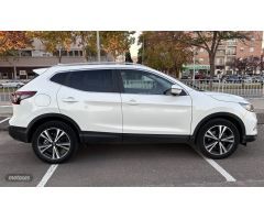 Nissan Qashqai N-CONNECTA de 2020 con 56.400 Km por 23.900 EUR. en Badajoz