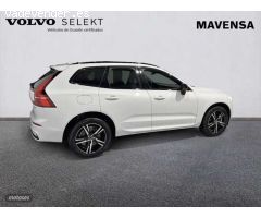 Volvo XC 60 XC60 R-Design, B4 mild hybrid (diesel) de 2022 con 32.456 Km por 49.900 EUR. en Badajoz