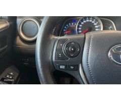 Toyota RAV 4 2.0D ADVANCE 4WD 124 5P de 2015 con 100.212 Km por 19.500 EUR. en A Coruna