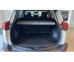 Toyota RAV 4 2.0D ADVANCE 4WD 124 5P de 2015 con 100.212 Km por 19.500 EUR. en A Coruna