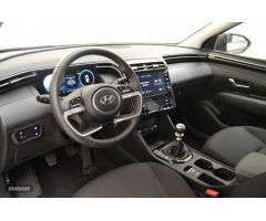 Hyundai Tucson 1.6 TGDI Maxx 4x2 de 2023 con 1.904 Km por 27.900 EUR. en Almeria