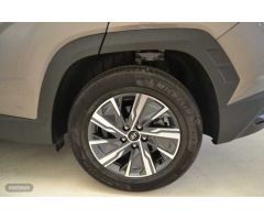 Hyundai Tucson 1.6 TGDI Maxx 4x2 de 2023 con 1.904 Km por 27.900 EUR. en Almeria