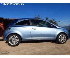Opel Corsa SELECTIVE 1,4 de 2014 con 40.000 Km por 10.700 EUR. en Pontevedra