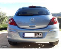 Opel Corsa SELECTIVE 1,4 de 2014 con 40.000 Km por 10.700 EUR. en Pontevedra