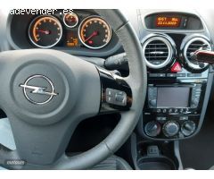 Opel Corsa SELECTIVE 1,4 de 2014 con 40.000 Km por 10.700 EUR. en Pontevedra