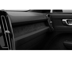 Volvo XC40 XC40 Recharge Core, Electrico Puro, Electrico de 2023 con 7.500 Km por 41.600 EUR. en Cad