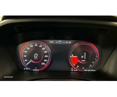 Volvo XC40 XC40 Recharge Plus, T4 plug-in hybrid, Electrico/Gasolina, Dark de 2023 con 6 Km por 45.5