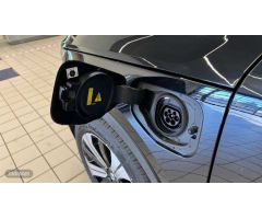 Volvo XC40 XC40 Recharge Plus, T4 plug-in hybrid, Electrico/Gasolina, Dark de 2023 con 6 Km por 45.5