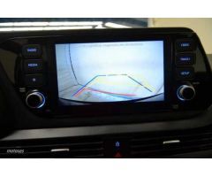 Hyundai i20 1.0 TGDI Klass 100 de 2023 con 8.080 Km por 17.900 EUR. en Valencia