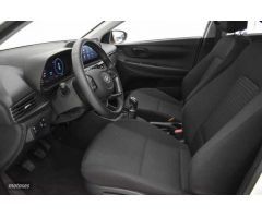 Hyundai i20 1.0 TGDI Klass 100 de 2023 con 7.086 Km por 17.900 EUR. en Valencia