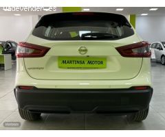 Nissan Qashqai 1.5 DCI 85kW (115CV) 4x2 Acenta de 2021 con 33.000 Km por 22.400 EUR. en Malaga