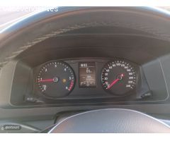 Volkswagen Caravelle Origin Corta 2.0 TDI 81kW (110CV) BMT de 2019 con 64.000 Km por 28.000 EUR. en