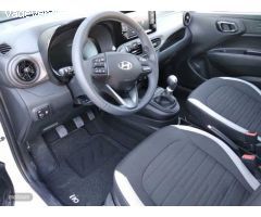Hyundai i10 1.0 MPI Klass de 2023 con 12 Km por 14.500 EUR. en Segovia