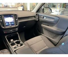 Volvo XC40 RECH T4 ESSENTIAL AUTOMATICO de 2023 con 6 Km por 42.500 EUR. en A Coruna