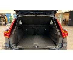 Volvo XC40 2.0 D3 INSCRIPTION AUTO 150 5P de 2020 con 112.750 Km por 32.900 EUR. en A Coruna