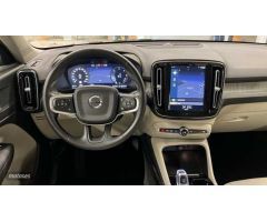 Volvo XC40 2.0 D3 INSCRIPTION AUTO 150 5P de 2020 con 112.750 Km por 32.900 EUR. en A Coruna