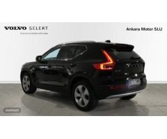 Volvo XC40 1.5 T3 MOMENTUM 5P de 2018 con 57.700 Km por 26.500 EUR. en Alicante