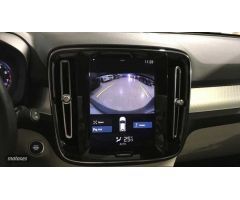 Volvo XC40 1.5 T3 MOMENTUM 5P de 2018 con 57.700 Km por 26.500 EUR. en Alicante