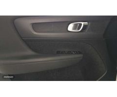 Volvo XC40 XC40 T3 Manual de 2018 con 104.580 Km por 25.500 EUR. en Alicante