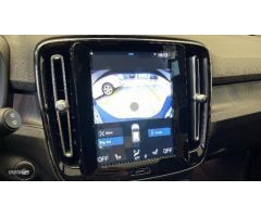 Volvo XC40 XC40 Recharge Plus, T4 plug-in hybrid, Electrico/Gasolina, Dark de 2023 con 10 Km por 51.
