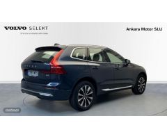 Volvo XC 60 XC60 Plus, B4 (gasolina), Gasolina, Bright de 2023 con 14.105 Km por 51.700 EUR. en Alic