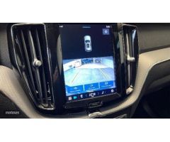 Volvo XC 60 XC60 Plus, B4 (gasolina), Gasolina, Bright de 2023 con 14.105 Km por 51.700 EUR. en Alic