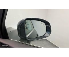 Volvo XC 60 XC60 Plus, B4 (gasolina), Gasolina, Bright de 2023 con 14.105 Km por 51.700 EUR. en Alic