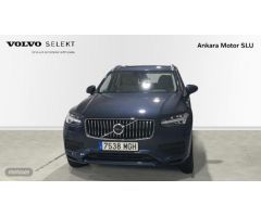 Volvo XC 90 XC90 Core, B5 (diesel) AWD, Diesel, 7 Asientos de 2023 con 18.389 Km por 62.500 EUR. en